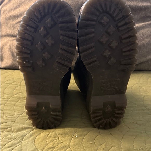 Devon Heart Doc Marten Platform Boots - Picture 2 of 6